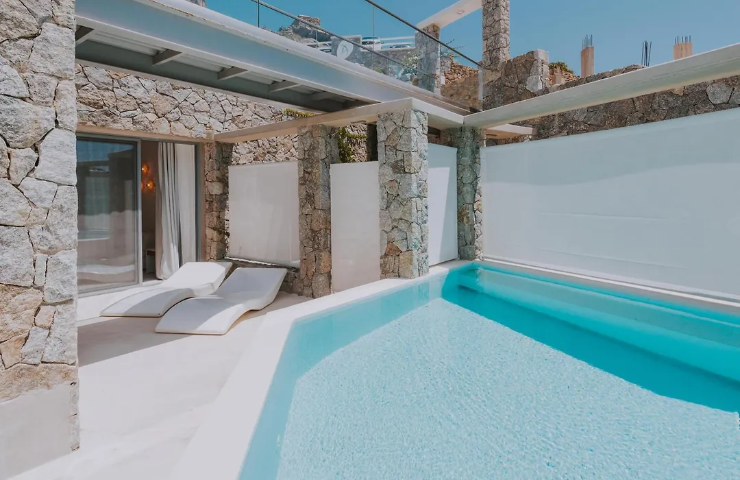 Arcs Suites & Residences-1